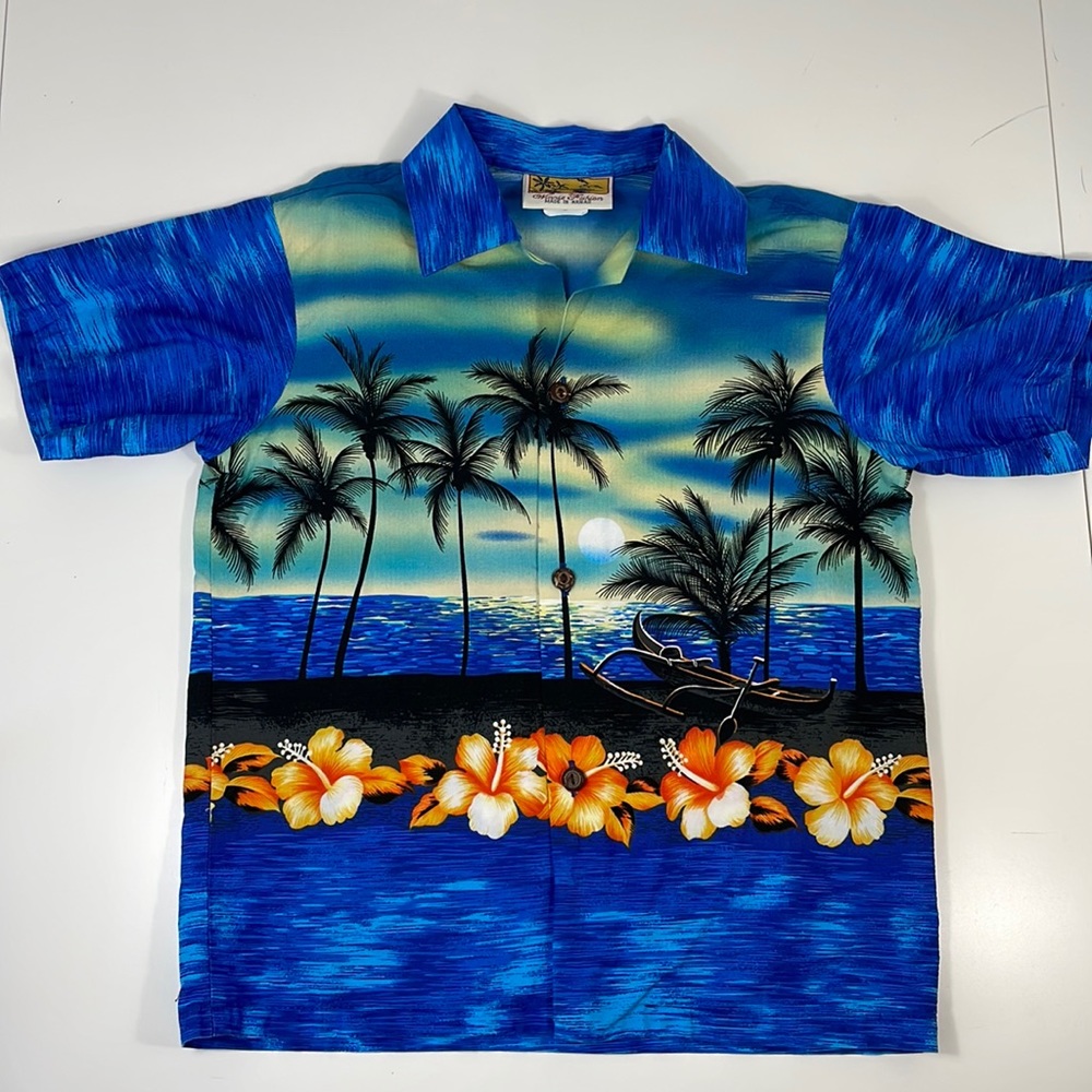 Authentic Hawaiian shirt! WINNIE FASHION , Boys Size 8